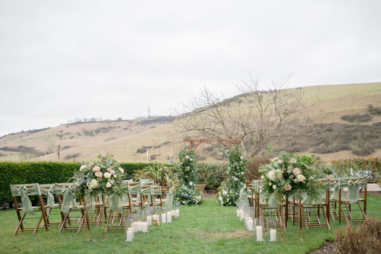 Tottington Manor Hotel Henfield Dış mekan fotoğraf