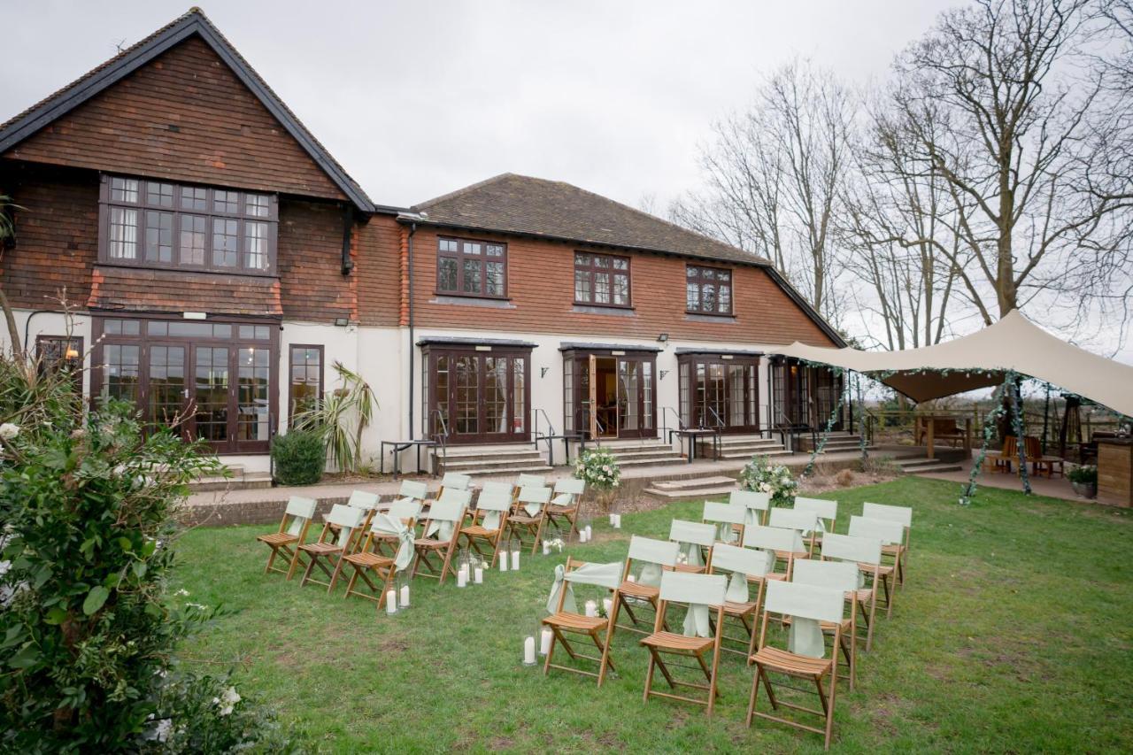 Tottington Manor Hotel Henfield Dış mekan fotoğraf