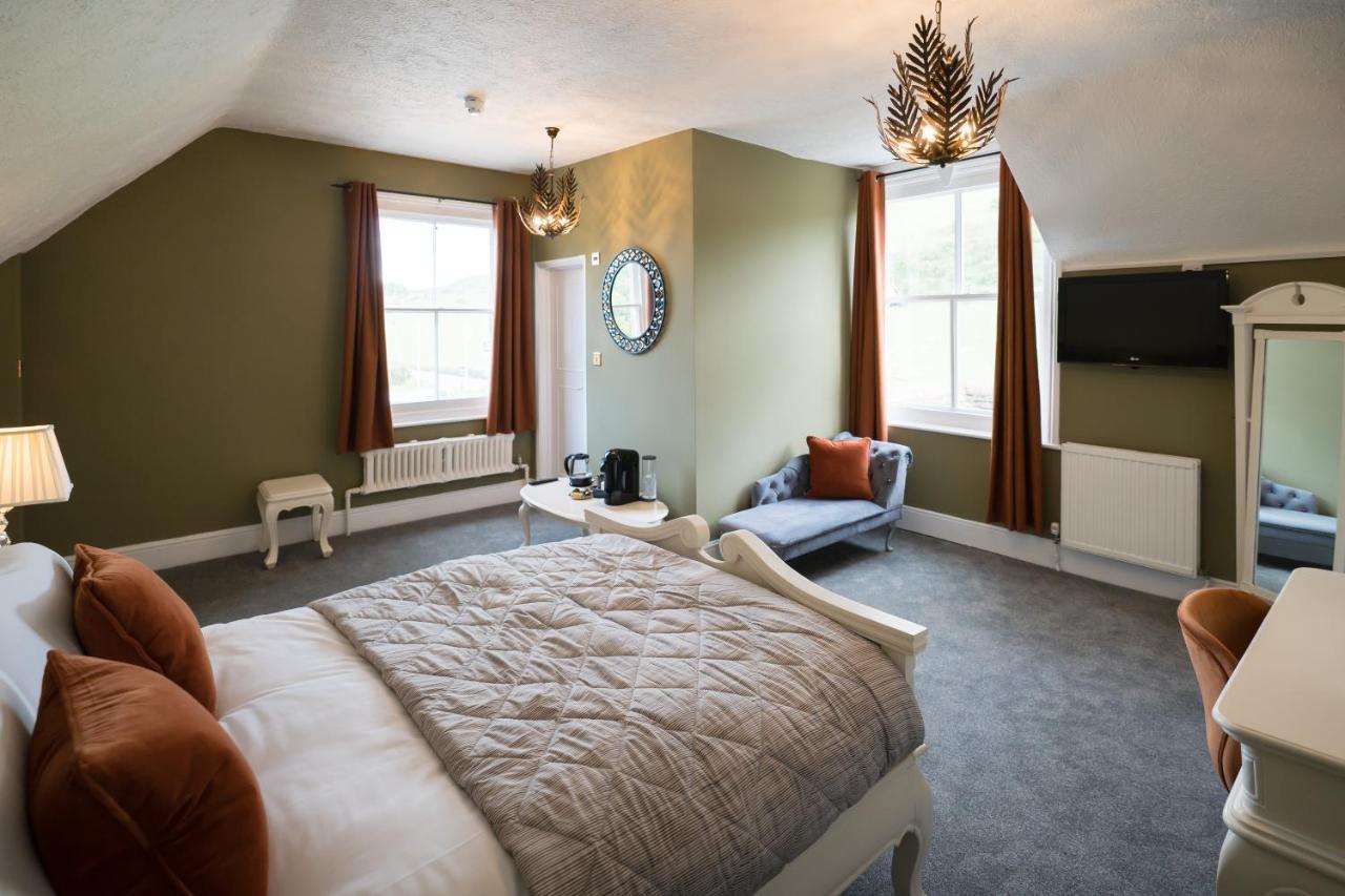 Tottington Manor Hotel Henfield Dış mekan fotoğraf
