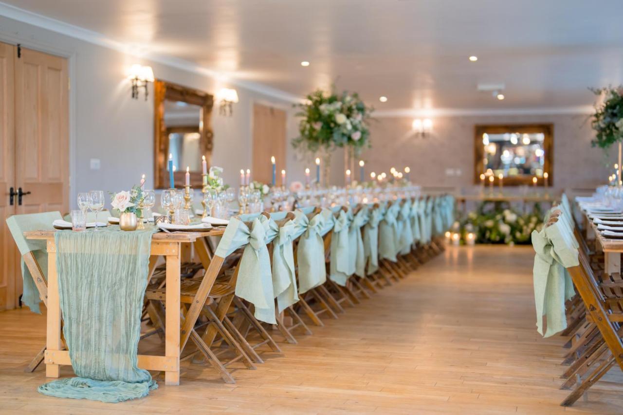 Tottington Manor Hotel Henfield Dış mekan fotoğraf