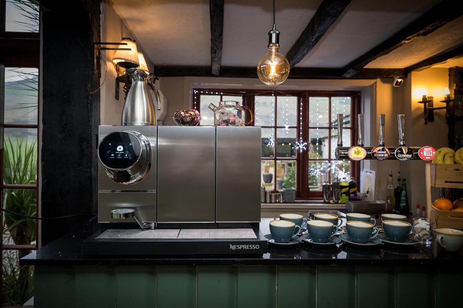 Tottington Manor Hotel Henfield Dış mekan fotoğraf
