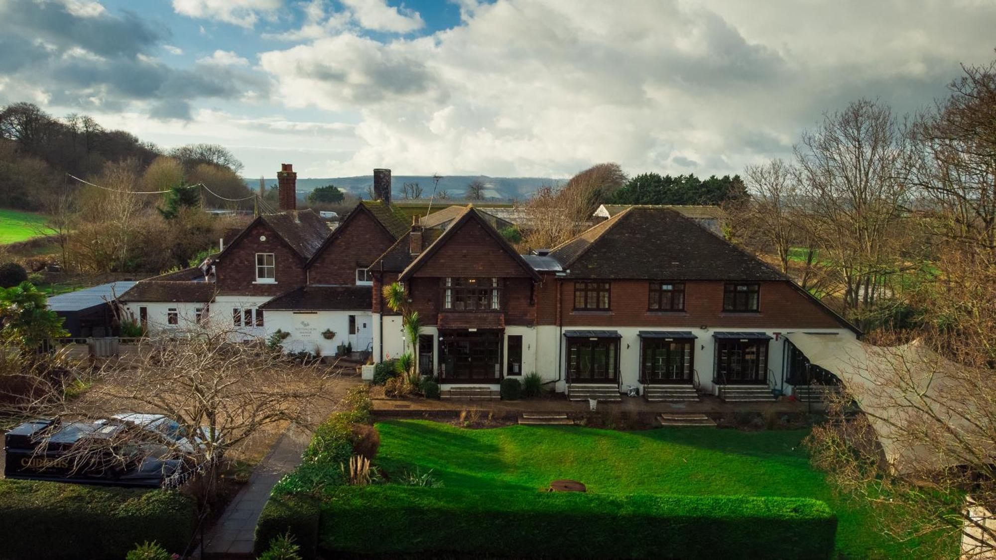Tottington Manor Hotel Henfield Dış mekan fotoğraf