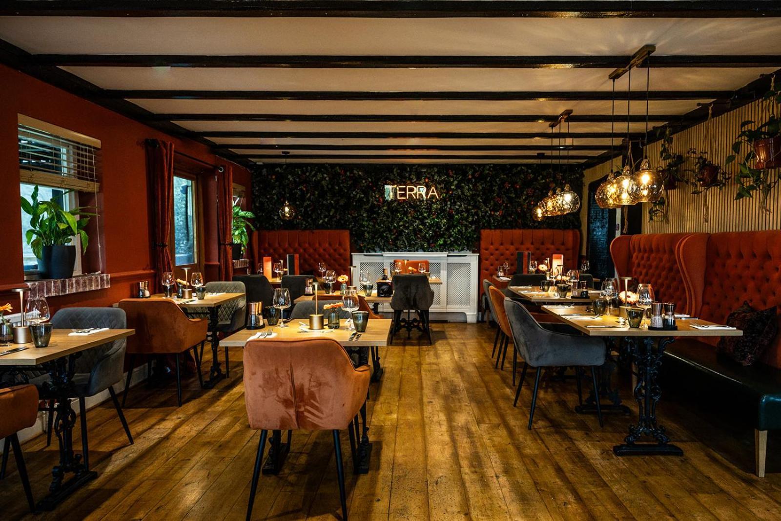 Tottington Manor Hotel Henfield Dış mekan fotoğraf