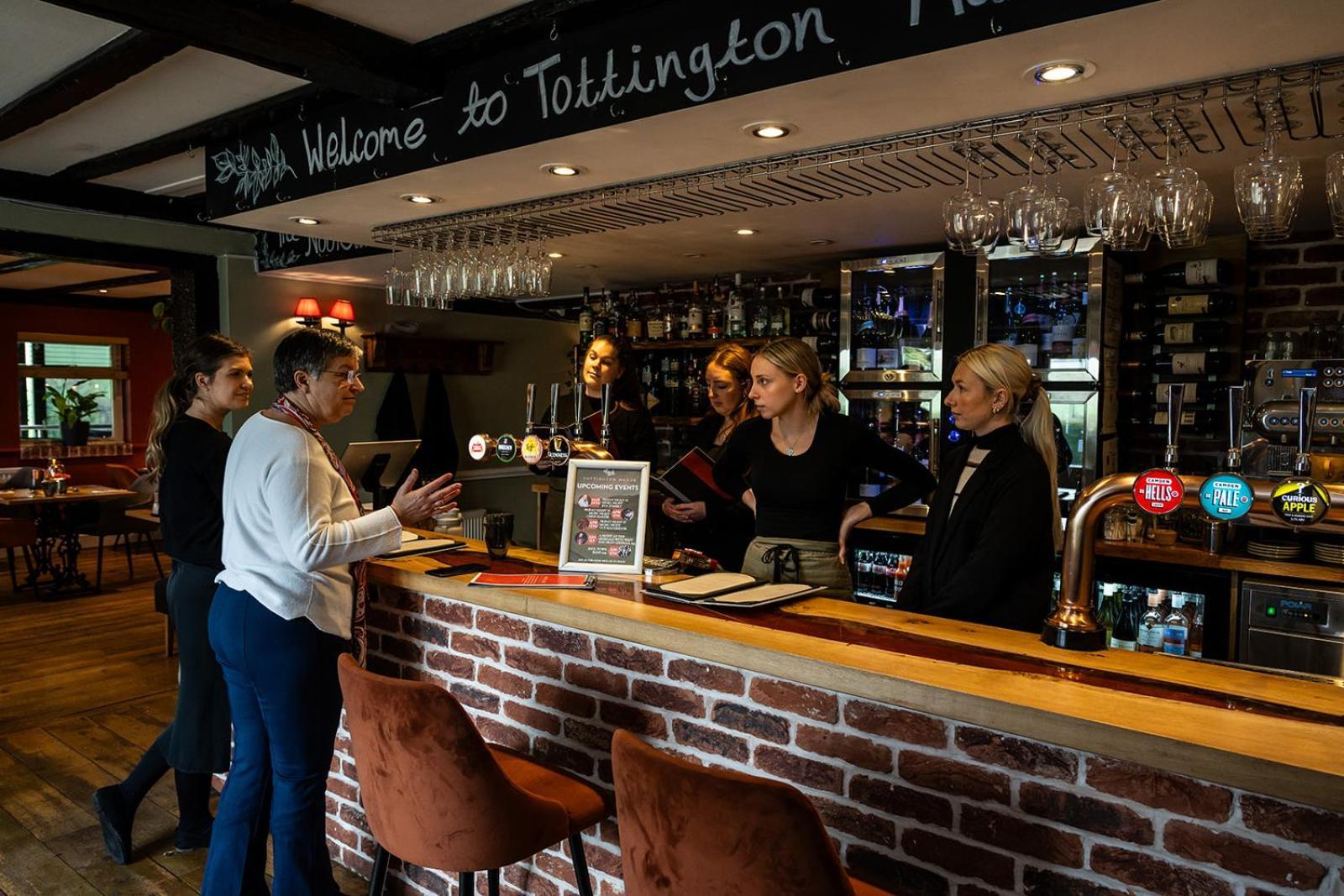 Tottington Manor Hotel Henfield Dış mekan fotoğraf